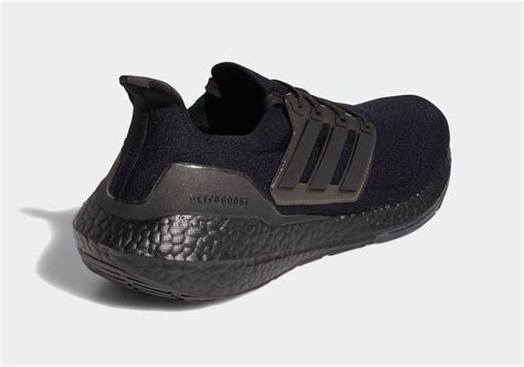 Adidas ultraboost 21 black